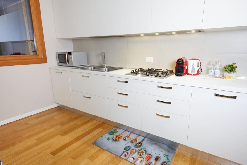 Center Aviano Comfort Suite Free Parking Wifi Екстер'єр фото