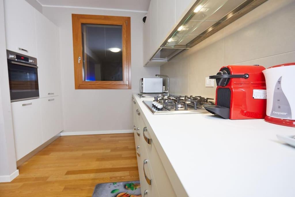 Center Aviano Comfort Suite Free Parking Wifi Екстер'єр фото