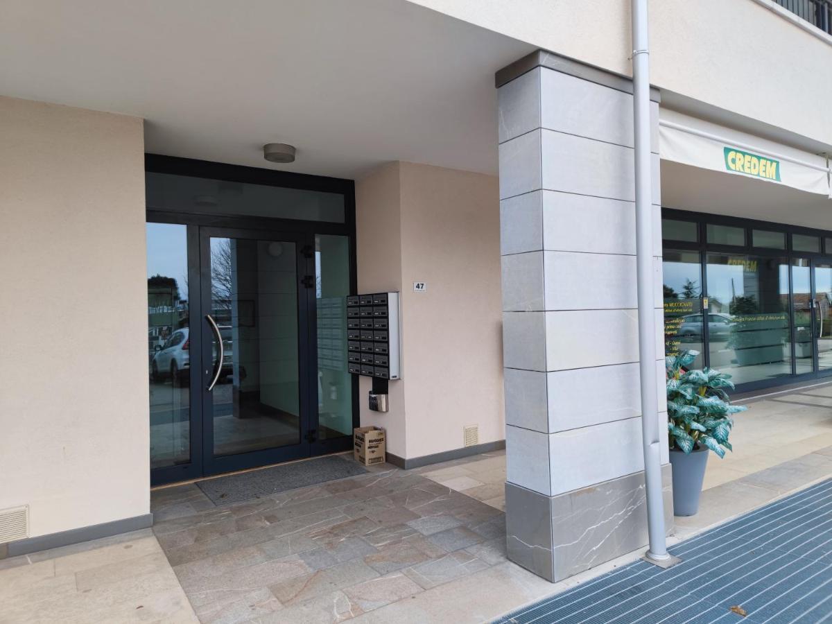 Center Aviano Comfort Suite Free Parking Wifi Екстер'єр фото